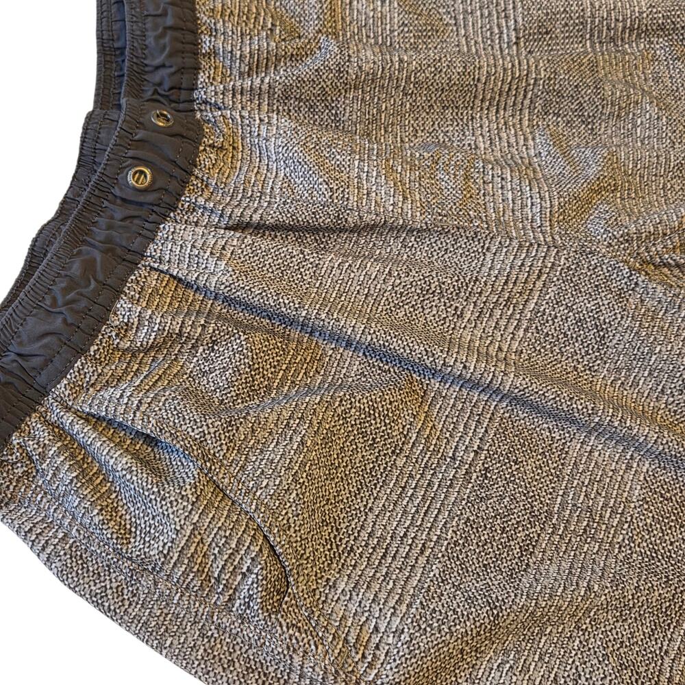Vuori Kore Shorts Men S or XS Gray Plaid Lined Missing Drawcord Running Jogging - Picture 2 of 8